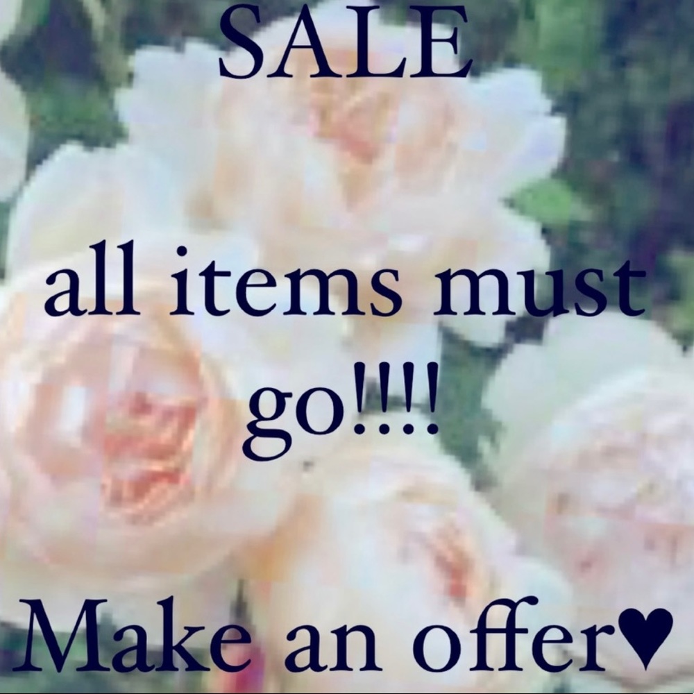 Make me offers!❤️ accepting all reasonable offers!